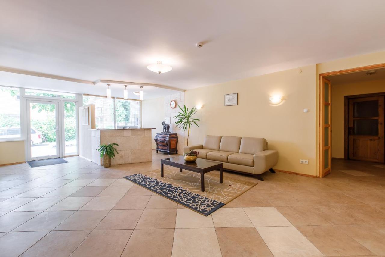 Hotel Viesbutis Prie Fontano Palanga Exteriér fotografie