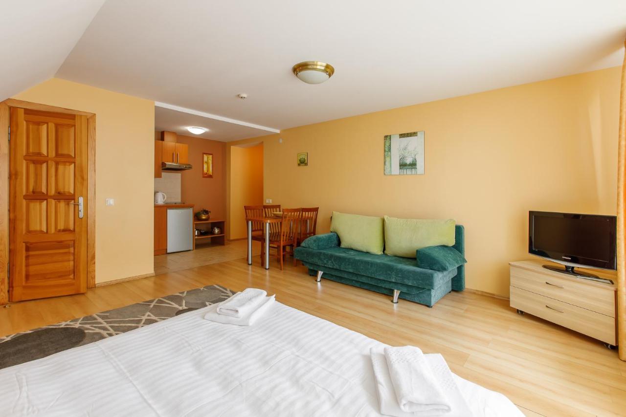 Hotel Viesbutis Prie Fontano Palanga Exteriér fotografie