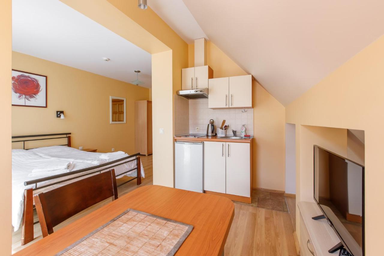 Hotel Viesbutis Prie Fontano Palanga Exteriér fotografie